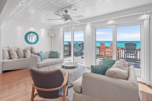 Townhome, Berbilang Katil (Green Reef #8- Beachy Keen) | Ruang tamu