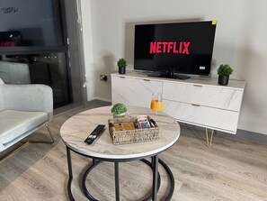 Living area - Birmingham City Centre Luxury Flat (Birmingham)
