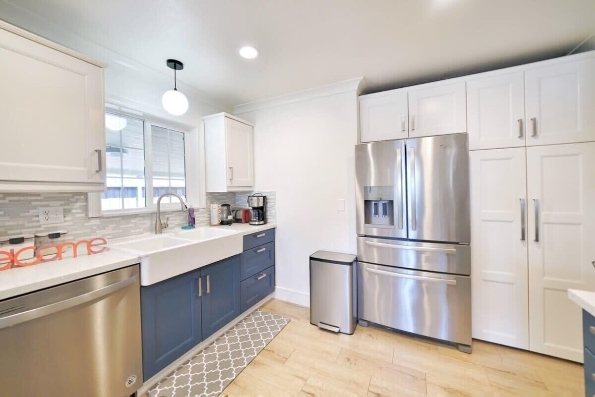 House, Garden View (4 Bedrooms) | Private kitchen | Microwave, oven, stovetop, coffee/tea maker