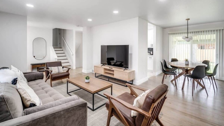 @ Marbella - Modern 4-br Retreat Chef's Kitchen