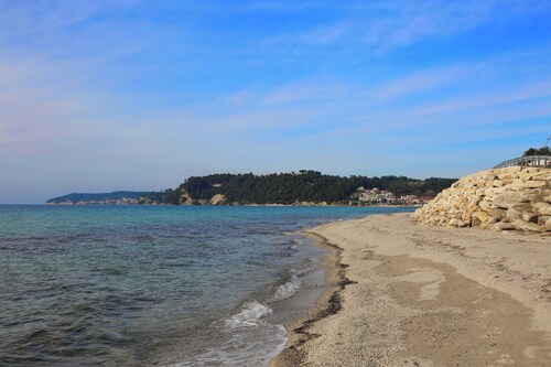 Siviri Sea View Villa by Luxlikehome