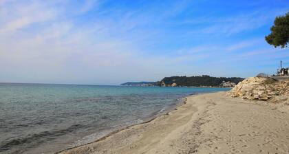 Siviri Sea View Villa by Luxlikehome