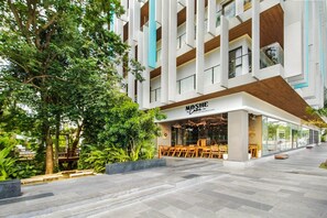 Exterior - Stylish 2Bd Condo, Rooftop Oasis in Playa del Carmen (Playa Del Carmen)