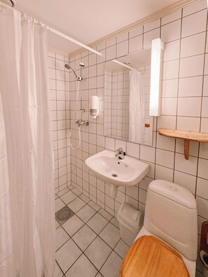 Bathroom - Finnholmen Brygge (Vagan)