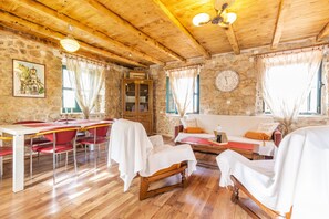 Casa (House with Two Bedrooms (Dinko HH)) | Sala de estar