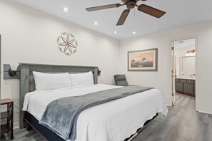 3 bedrooms, individually decorated, individually furnished - The Cozy Retreat Stay for 10! (Branson)