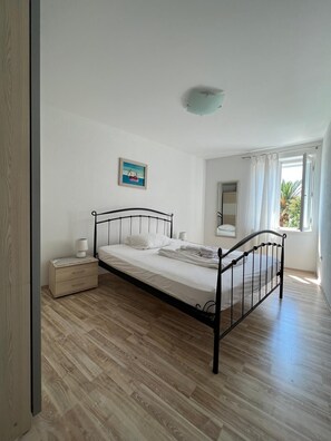 1 Schlafzimmer, Bügeleisen/Bügelbrett, WLAN, Bettwäsche