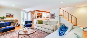 8 Mi to Tanglewood & Butternut Ski: Spacious Home!