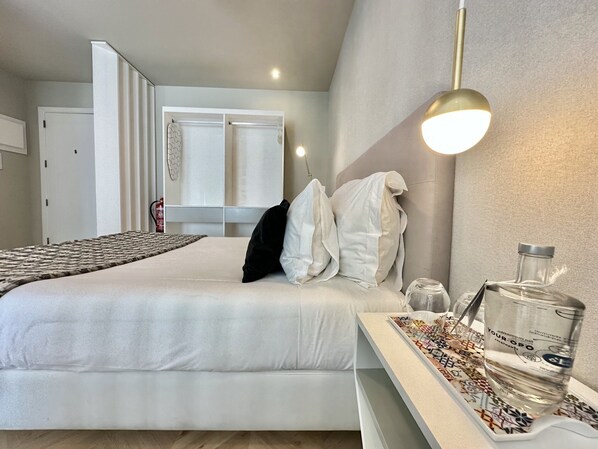 Apartment | 1 bedroom, iron/ironing board - Compact & Cozy Retreat in Porto's Heart (Porto)