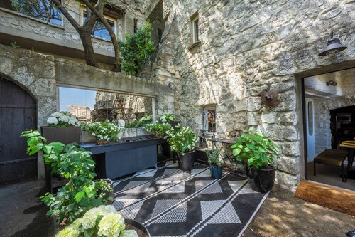 "Le Balcon du Prince Noir" unique experience in the heart of the old village