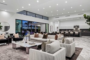 Villa (Multiple Bedrooms) | Innenbereich