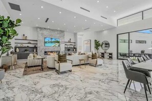 Villa (Multiple Bedrooms) | Innenbereich