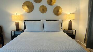 1 bedroom, iron/ironing board, WiFi (free)