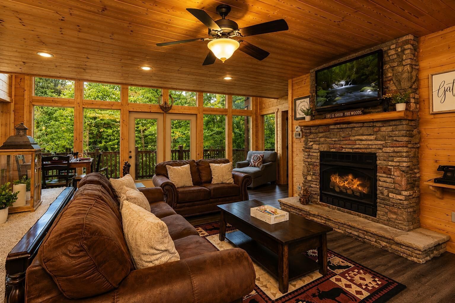 Smart TV, fireplace