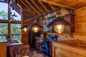 Fridge, oven, dishwasher, toaster