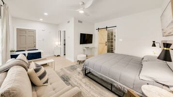 Fer et planche à repasser, accès Internet, draps fournis