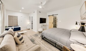 Fer et planche à repasser, accès Internet, draps fournis