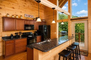 Fridge, oven, dishwasher, coffee/tea maker