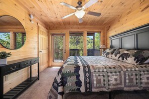 4 bedrooms, iron/ironing board, internet, bed sheets