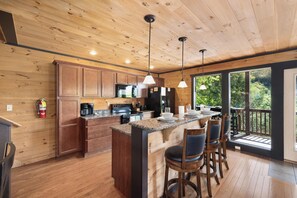 Fridge, dishwasher, coffee/tea maker