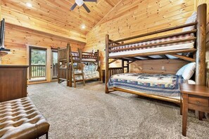 4 Schlafzimmer, Bügeleisen/Bügelbrett, WLAN, Bettwäsche