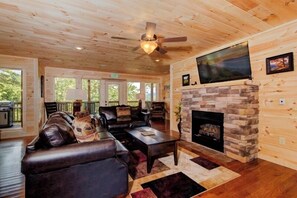 TV connectée, cheminée