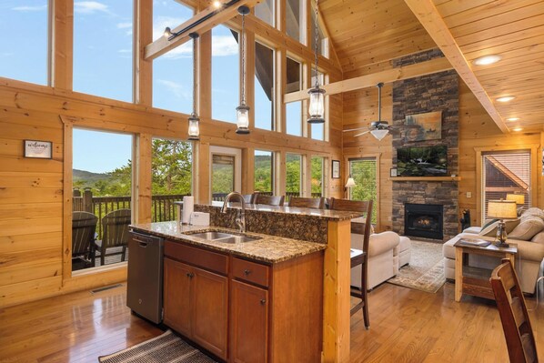 Interior - Luxury Cabin w/ All-Inclusive Resort Amenities (Pigeon Forge)