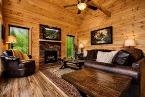 Smart TV, fireplace