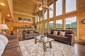 Smart TV, fireplace - Near Dollywood + Resort Amenities Included (Sevierville)