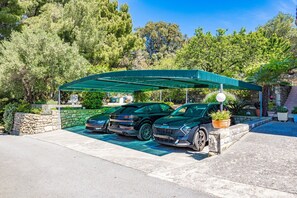 Apartment | Exterior - Holiday Home on Beach With Waterfront Views (Rab)