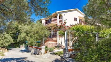 Apartment | Exterior