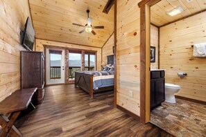 4 sovrum, strykjärn/strykbräda, internet och sängkläder