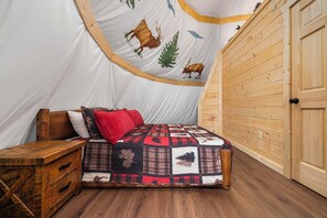 1 soverom, internettilgang og sengetøy