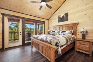 4 dormitoris, planxa i posts de planxar, Internet i roba de llit 