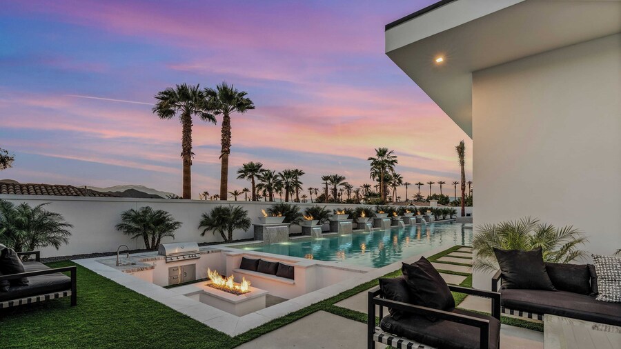 Fine Luxe Retreat w/ Pool & Hot Tub Bravo Villa #15 by Avantstay