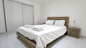 1 bedroom, iron/ironing board, free WiFi, bed sheets