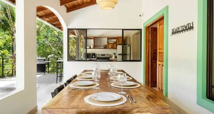 Selva Blanca, Jungle Retreat
