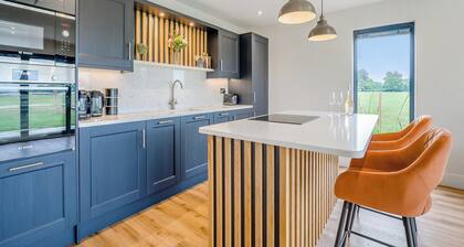 1 bedroom accommodation in Horsham