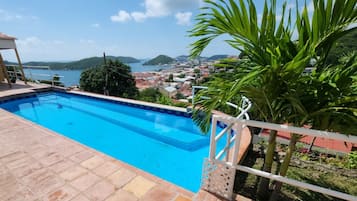 Piscina a l'aire lliure
