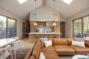 Fernseher, Stereoanlage