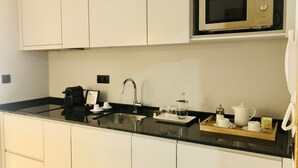 Unclassified image, 5 of 23, button - Bright and Spacious Apartment in Porto (Porto)