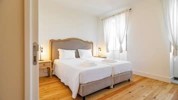 Junior Suite, Courtyard View | 1 bedroom, desk, laptop workspace, free WiFi