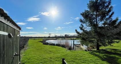 2 bedroom accommodation in Burgh le Marsh