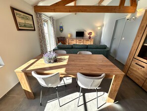 House | Tempat makan