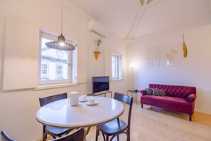 Dining - Pleasant Apartment in Oporto (Porto)