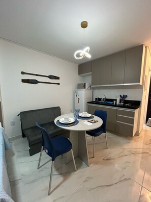 Dining - Charming 1-bedroom apartment in Intermares Cabedelo with AC, WiFi (Intermares Cabedelo)