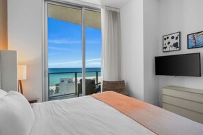 1 Schlafzimmer, Schreibtisch, Bügeleisen/Bügelbrett, Reisekinderbett