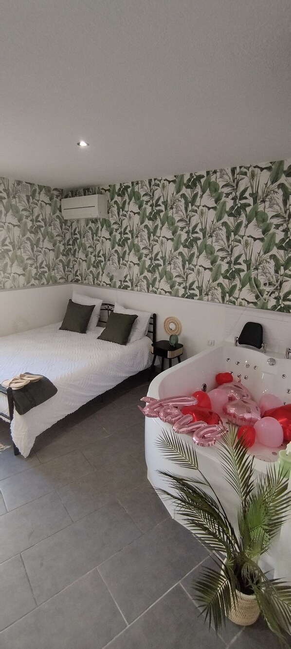 2 chambres, Wi-Fi gratuit, draps fournis