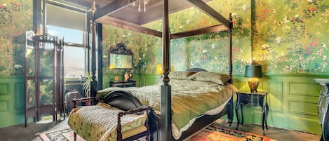 5 bedrooms, free WiFi, bed sheets