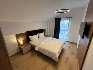1 bedroom, iron/ironing board, WiFi